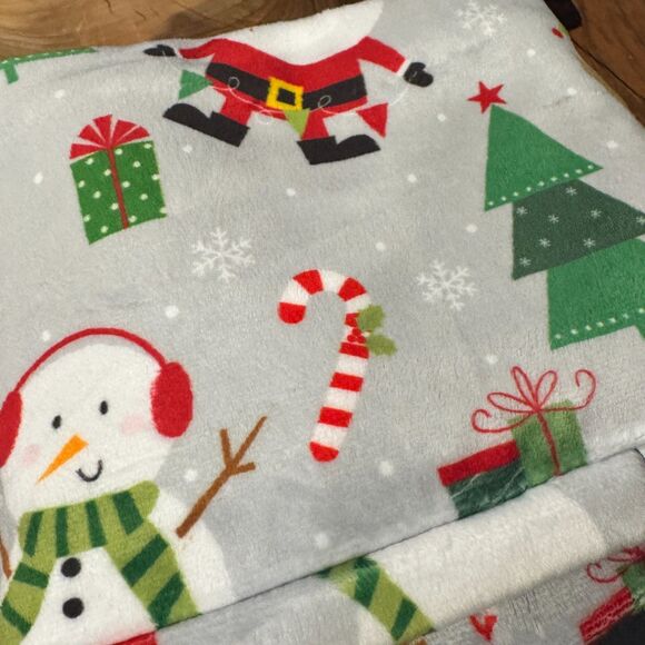 Minky Couture Plush Christmas Themed Holiday Print Luxe Standard Pillow Cases - Picture 3 of 8